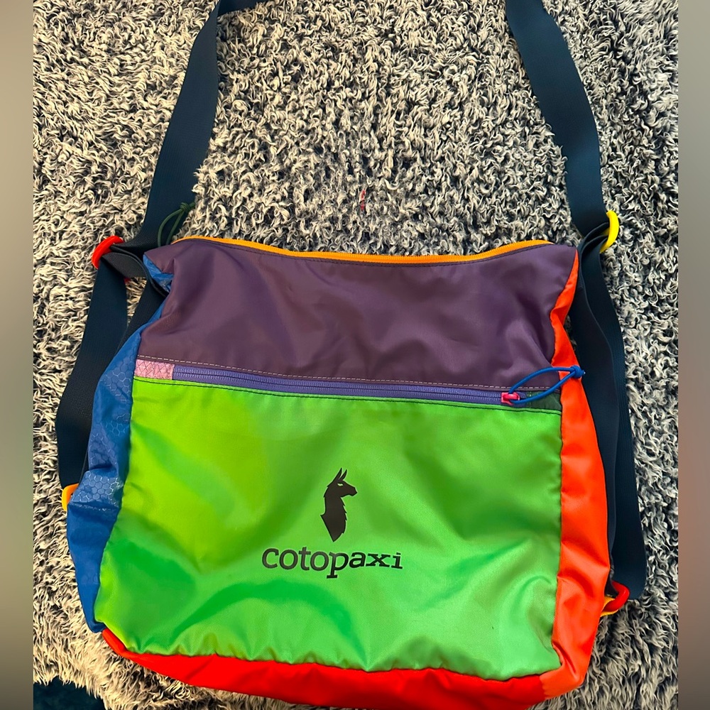 Cotopaxi convertible tote bag